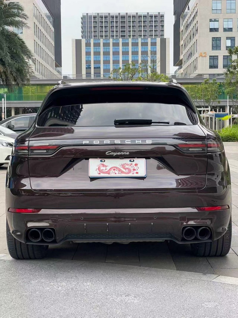 佛山20年保时捷卡宴9