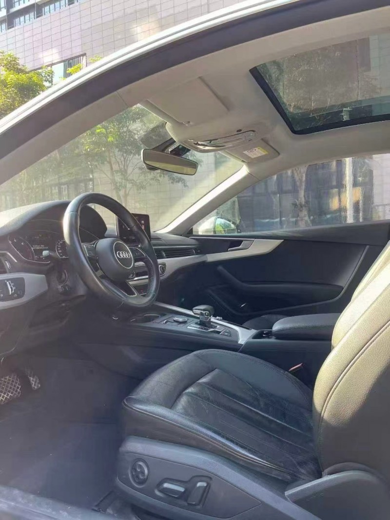 佛山18年奥迪A55
