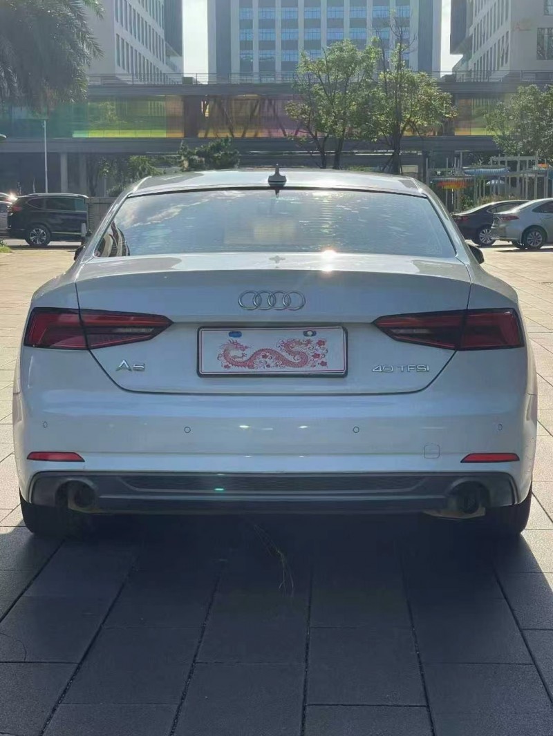 佛山18年奥迪A59