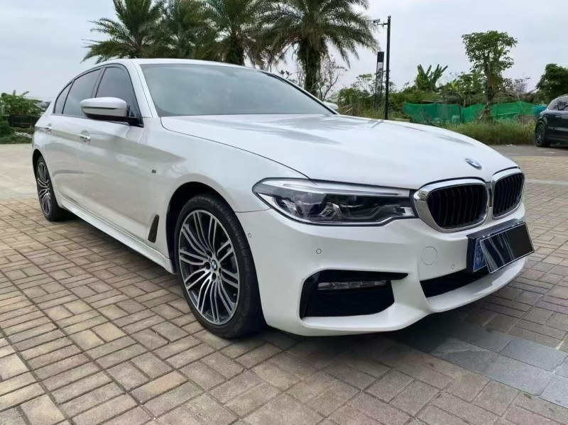 海口18年宝马5系3