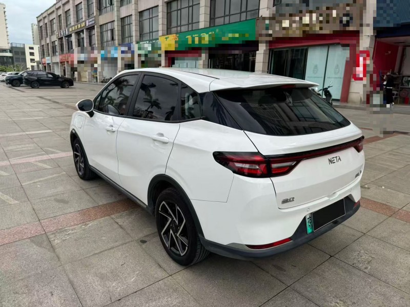 海口24年哪吒AYA7