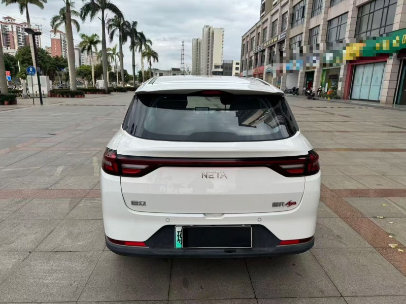 海口24年哪吒AYA9