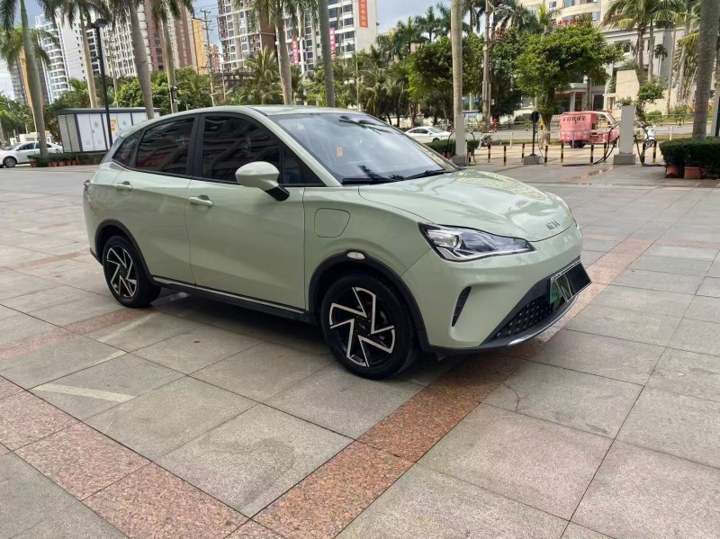 海口24年哪吒AYA3