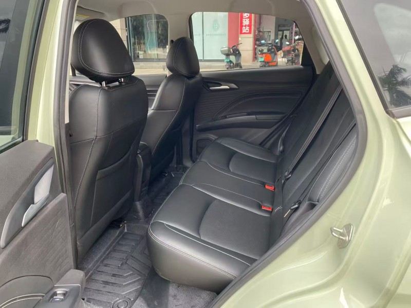 海口24年哪吒AYA5