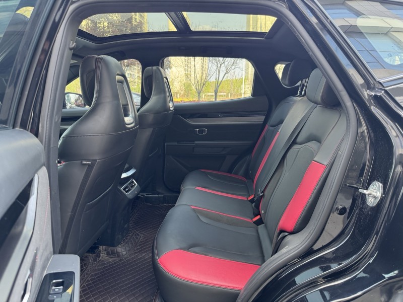 济宁24年奇瑞捷途7