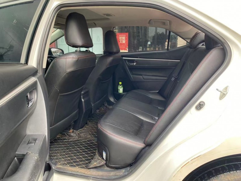 海口18年丰田雷凌5