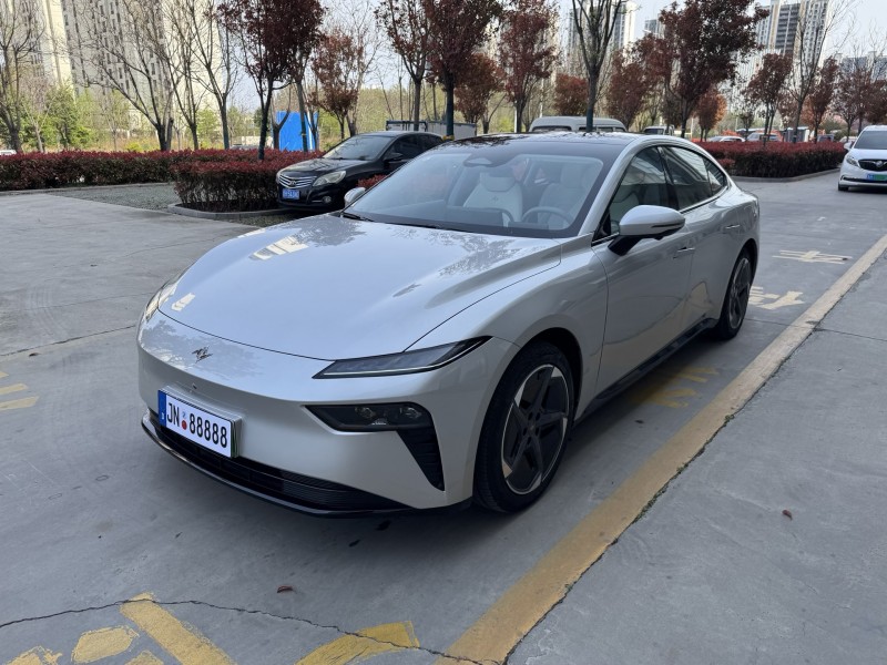 济宁25年东风奕派3