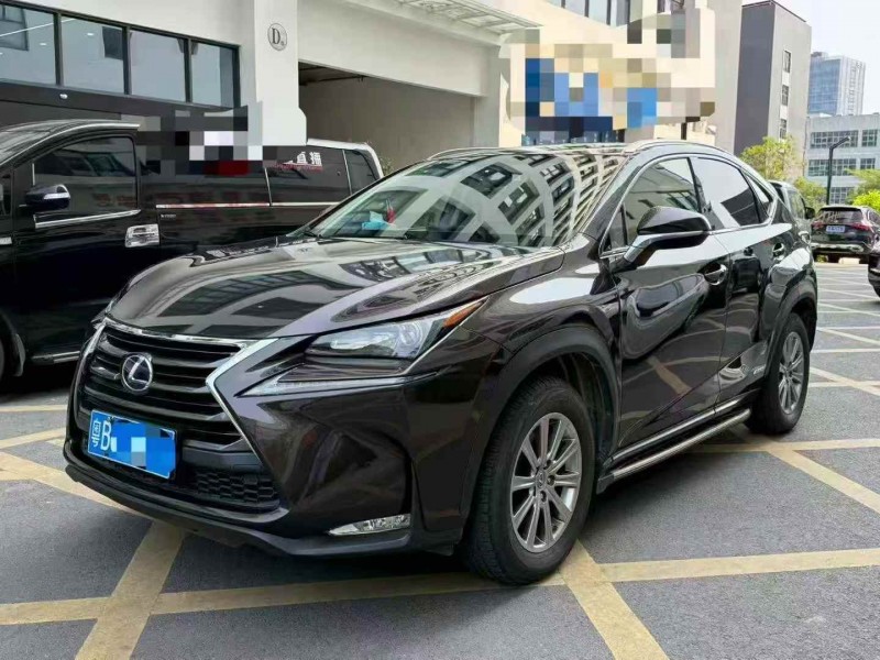 广州15年雷克萨斯NX3