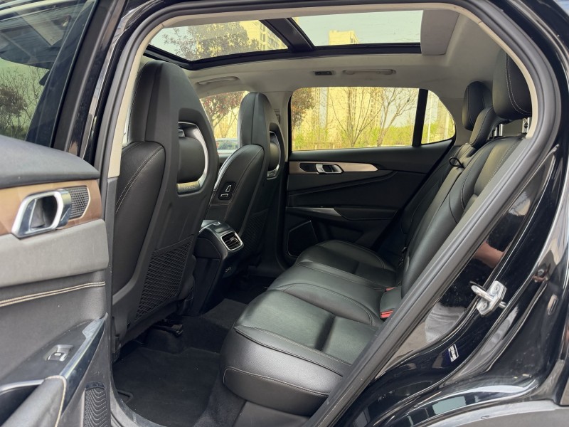 济宁19年领克017