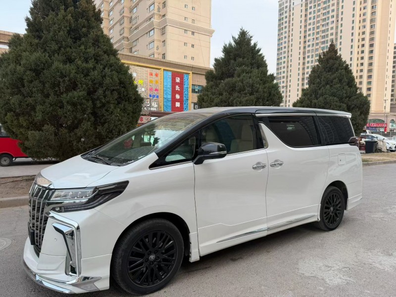 榆林17年丰田埃尔法2