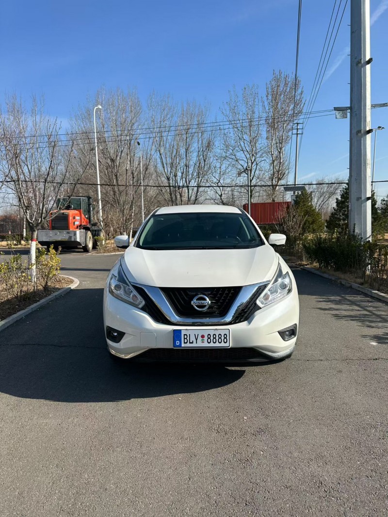 济宁23年日产楼兰1