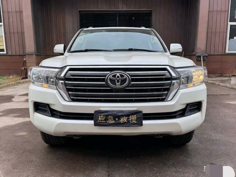 武汉18年丰田兰德酷路泽1