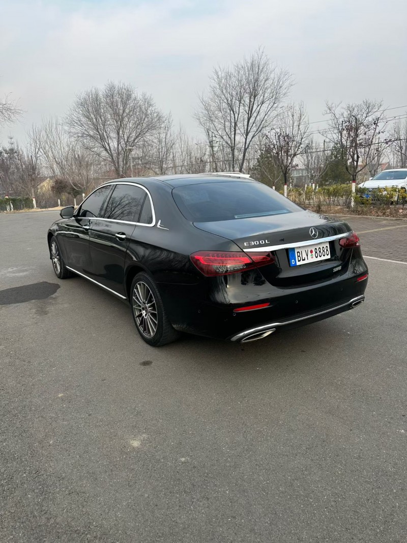 东营21年奔驰E8