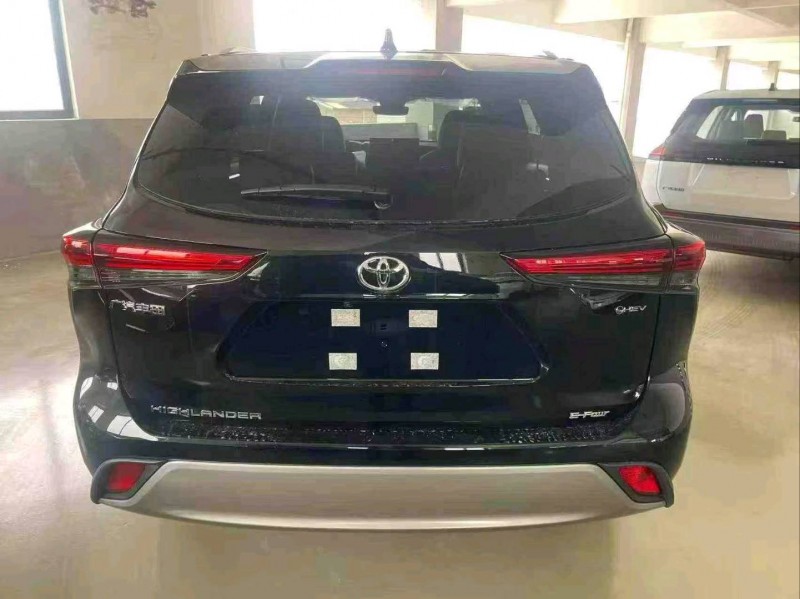 深圳26年丰田汉兰达7