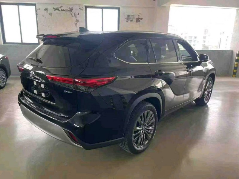 深圳26年丰田汉兰达9