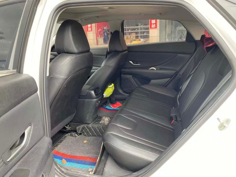 海口23年现代伊兰特5