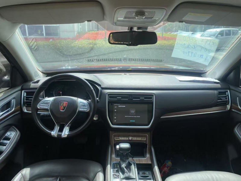 苏州21年荣威RX84