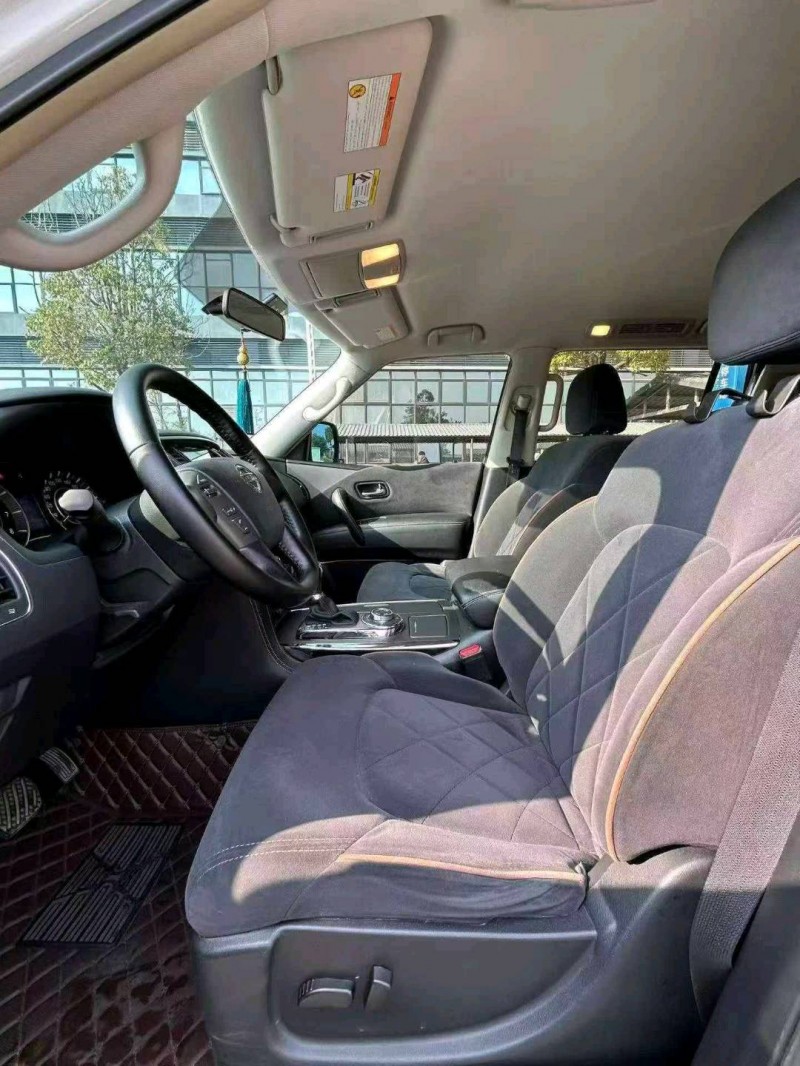 东莞19年日产途乐9