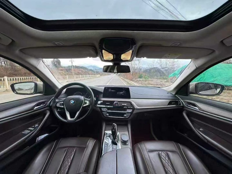 安顺18年宝马5系5