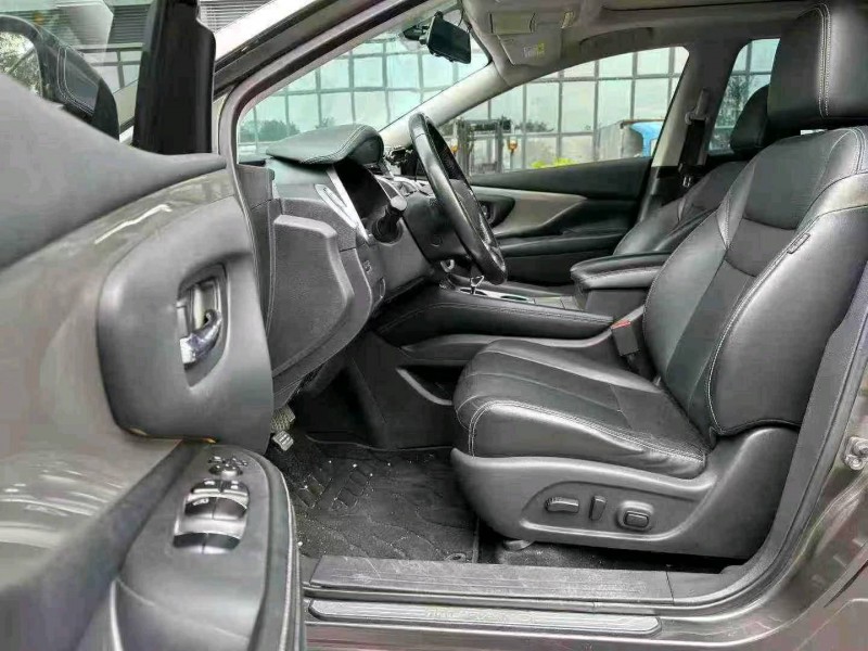 东莞18年日产楼兰5