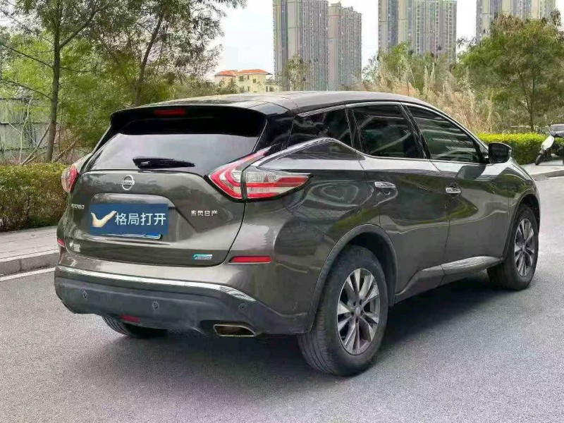 东莞18年日产楼兰9