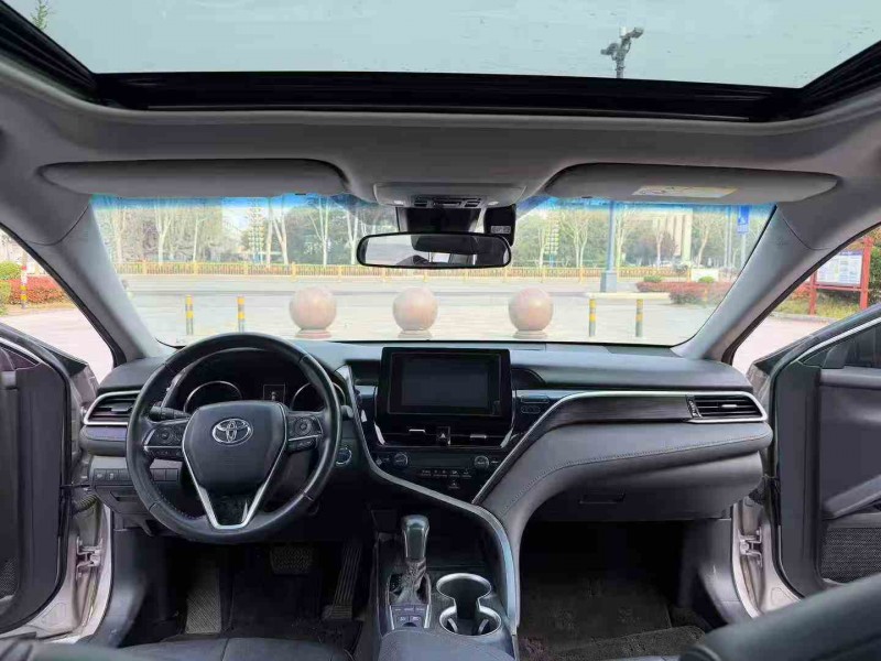 枣庄23年丰田凯美瑞6