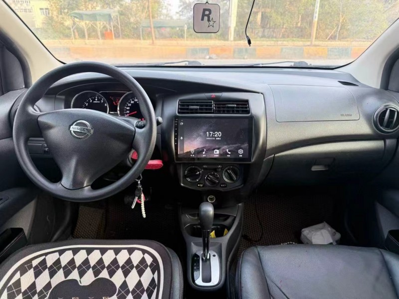 珠海18年日产骊威4