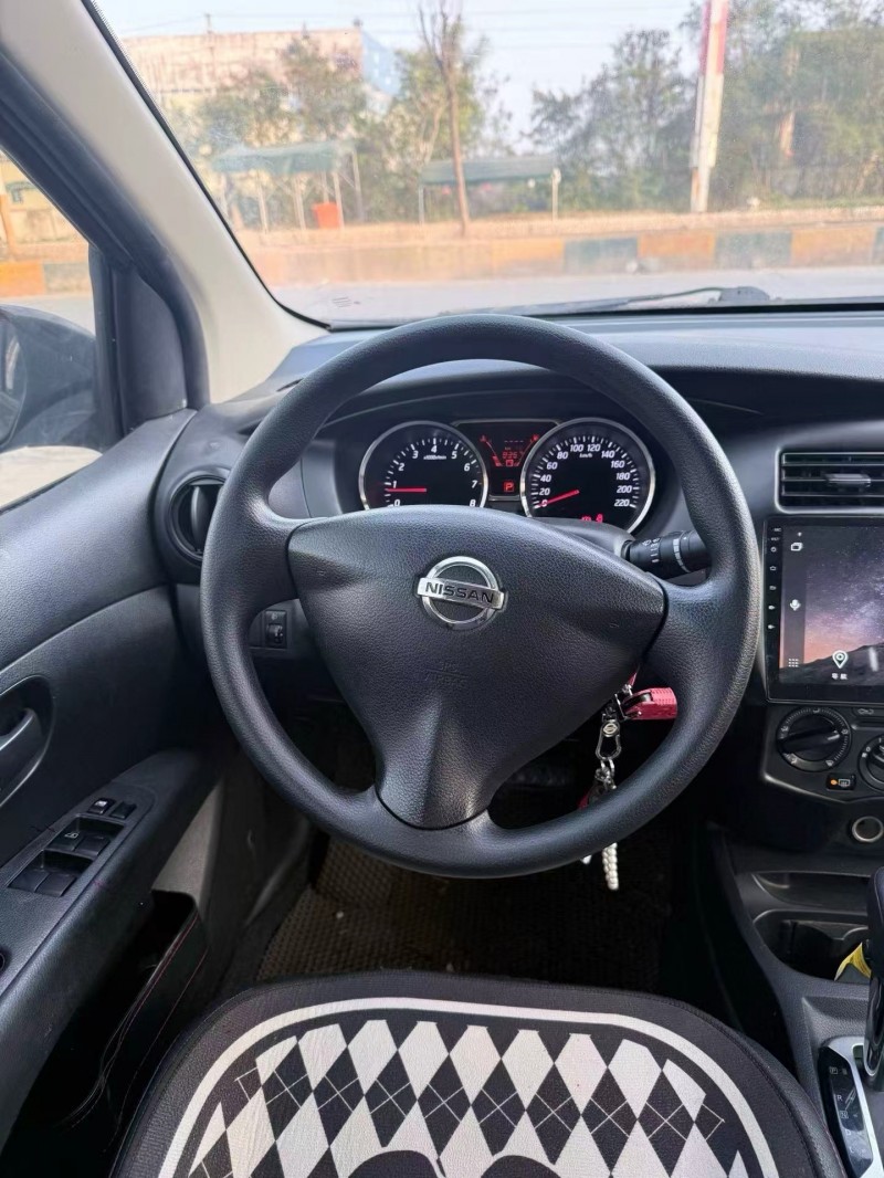 珠海18年日产骊威6