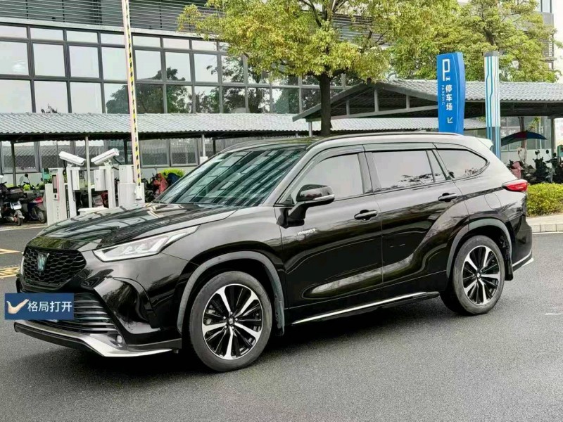 东莞21年丰田皇冠3