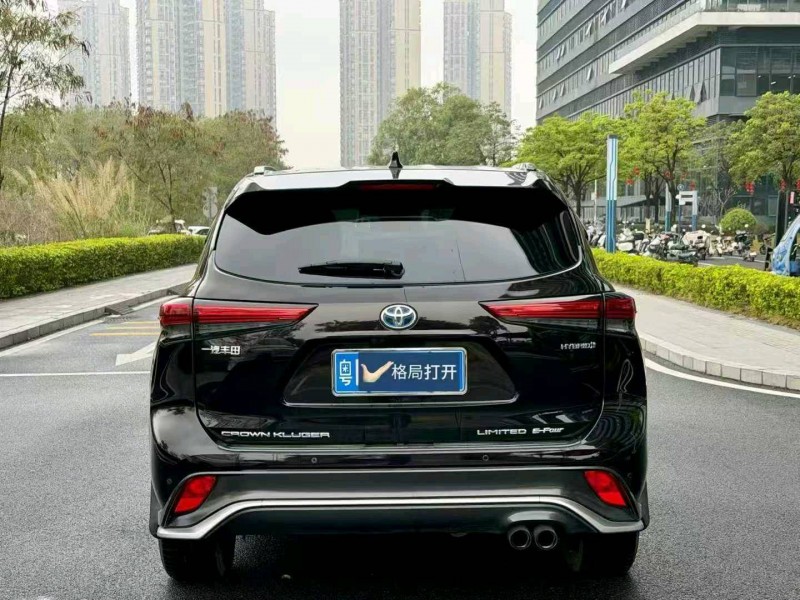 东莞21年丰田皇冠5