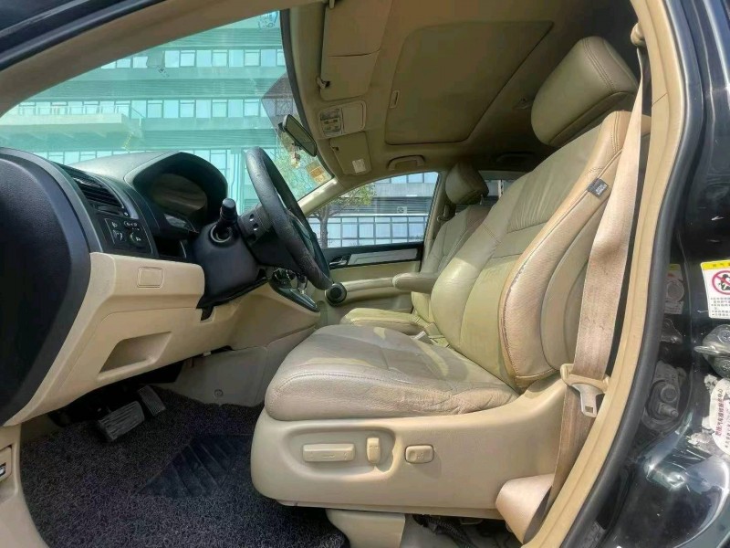 东莞12年本田CRV7