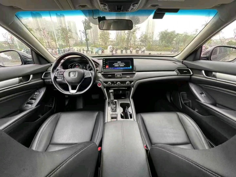 东莞23年本田雅阁7