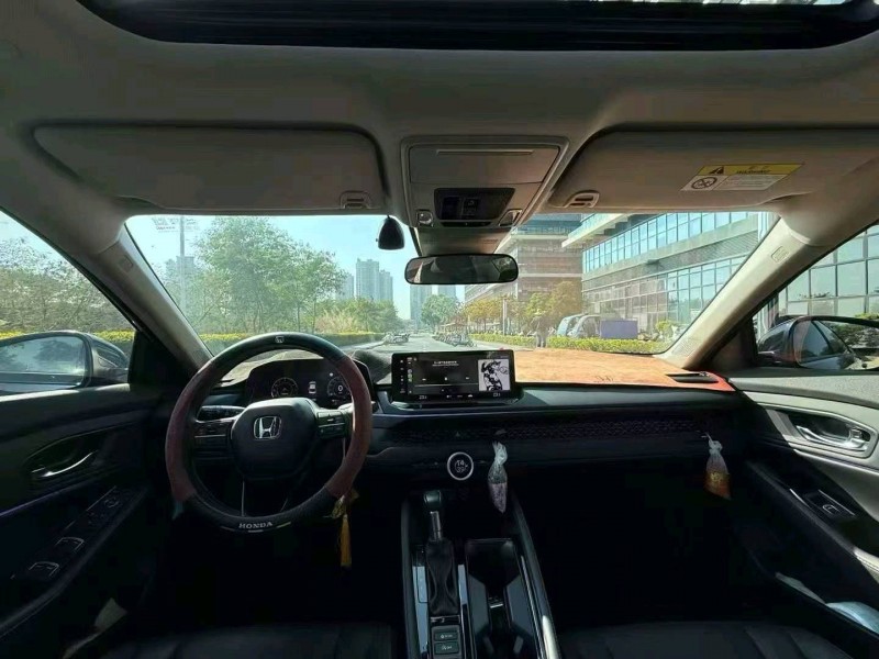 东莞24年本田雅阁8