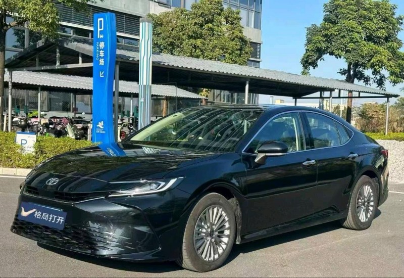 东莞25年丰田凯美瑞2