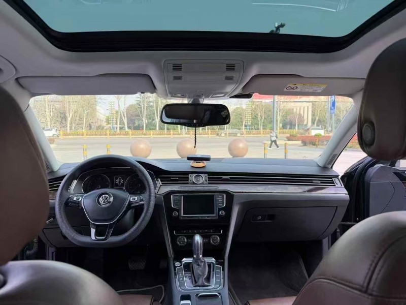 枣庄17年大众迈腾6