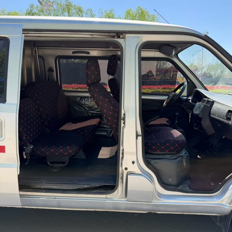 枣庄20年五菱汽车荣光5