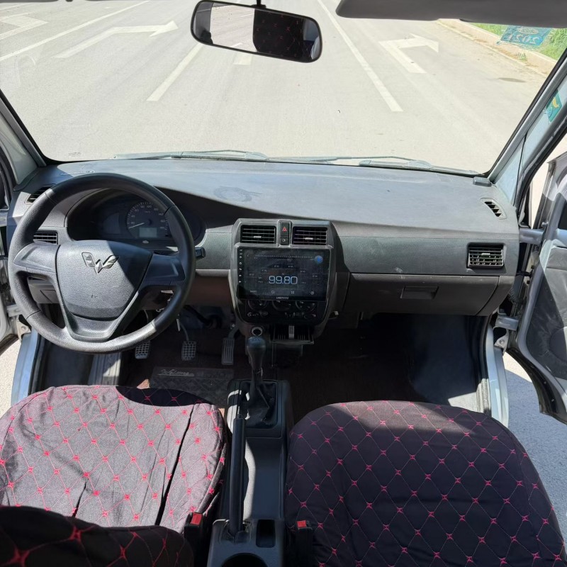 枣庄20年五菱汽车荣光6