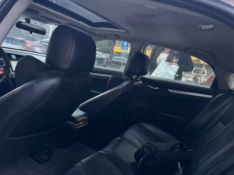 枣庄18年本田思域6