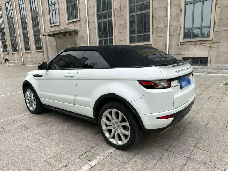 唐山17年路虎极光7