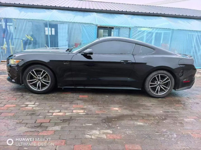 通辽17年福特野马7