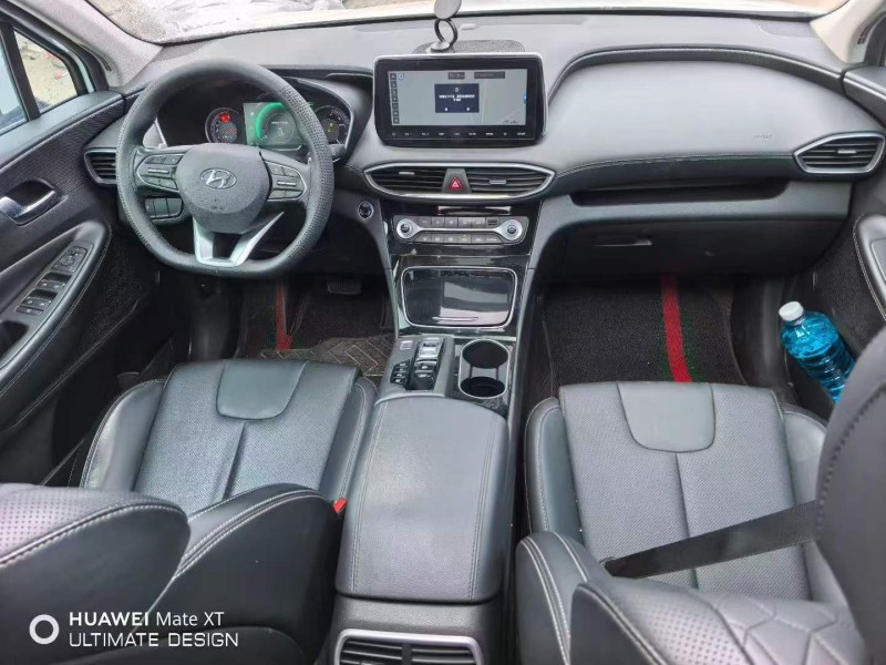 通辽22年现代新胜达4