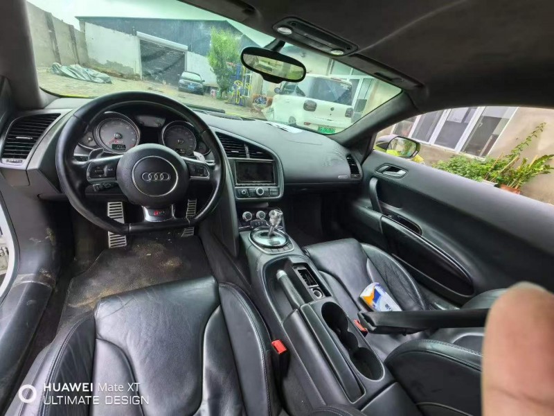 通辽16年奥迪R85