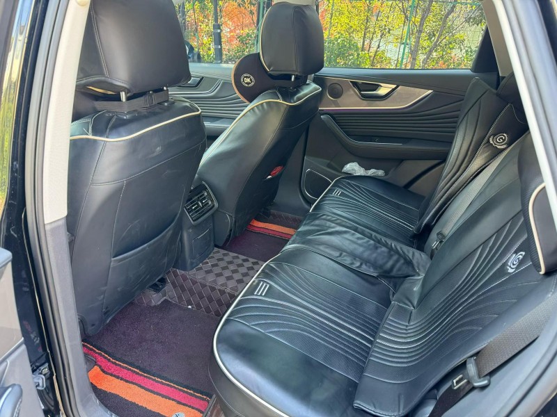 昆明23年红旗HS55