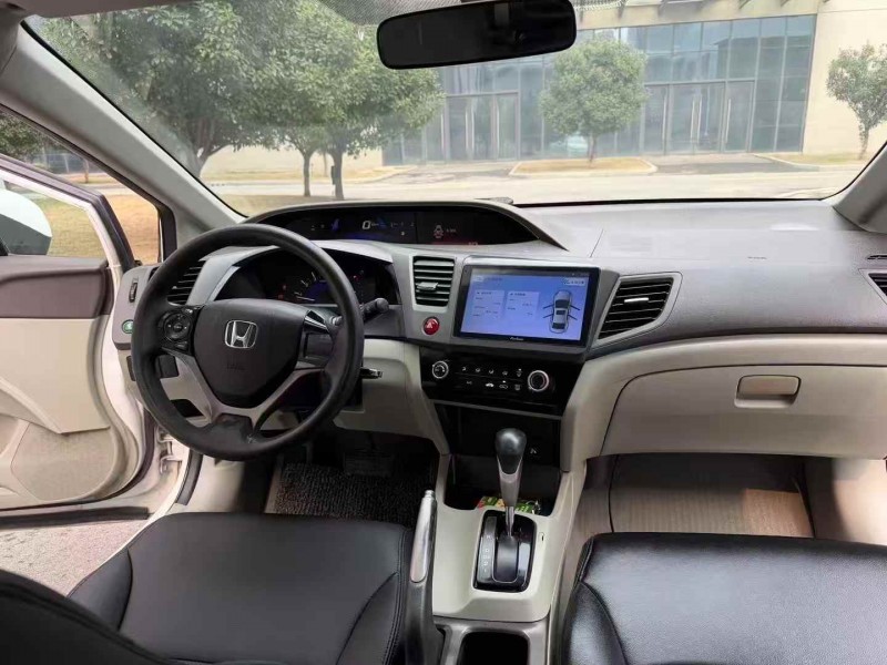 苏州13年本田思域4