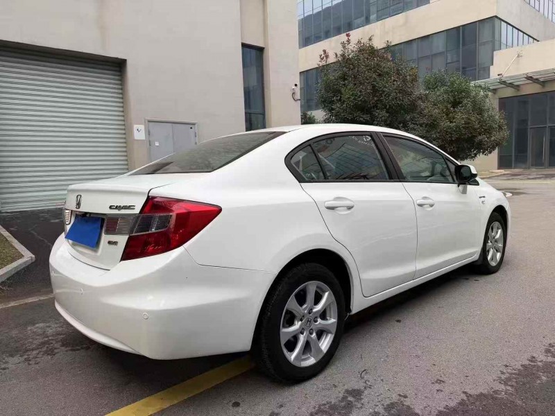 苏州13年本田思域8