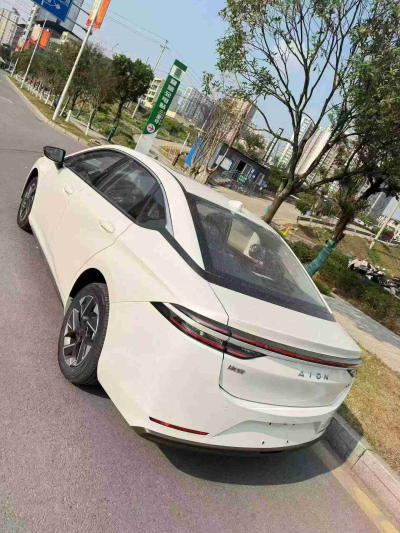 达州25年传祺埃安S4