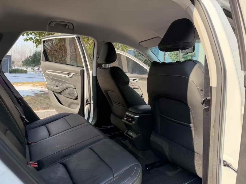 苏州24年吉利帝豪5