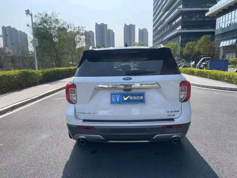 东莞21年福特探险者8