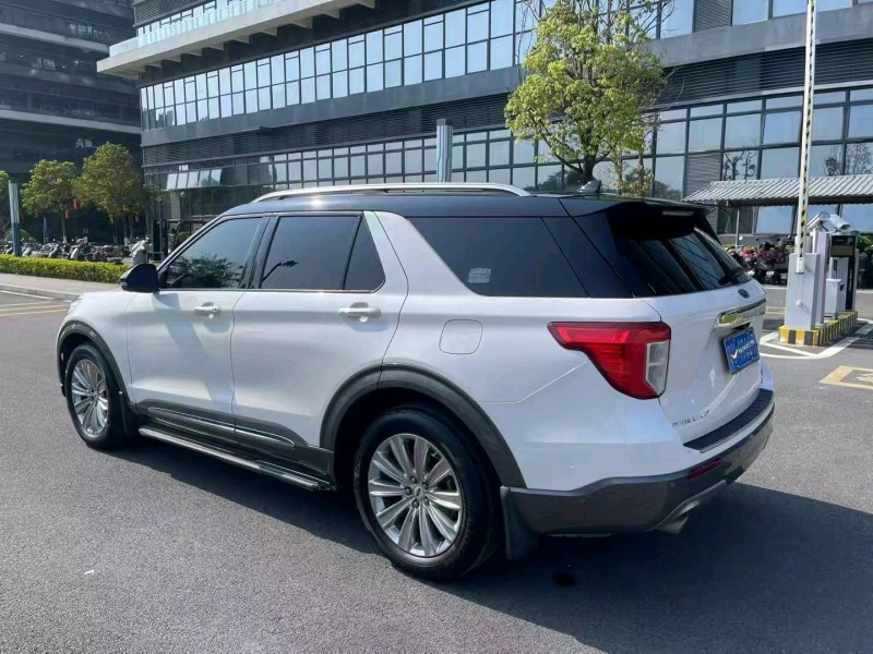 东莞21年福特探险者9