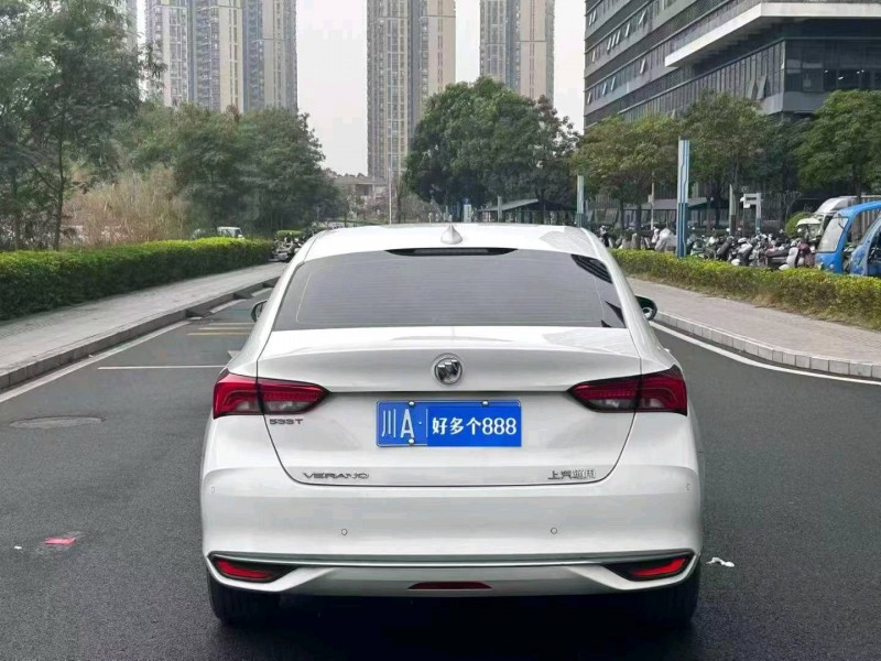 东莞24年别克威朗6